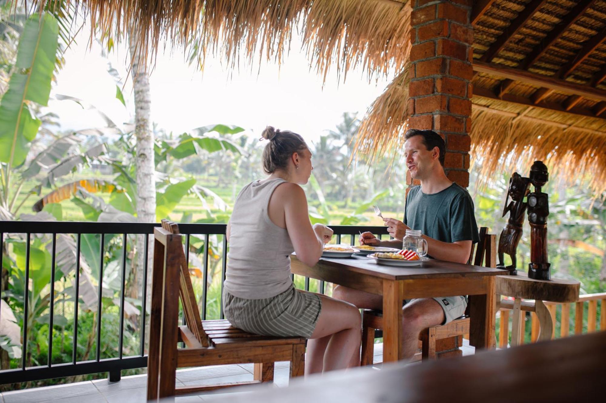 Novia Guest House Lombok-Tetebatu Exterior photo